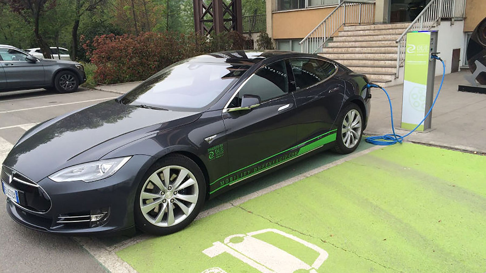 Ricarica Tesla